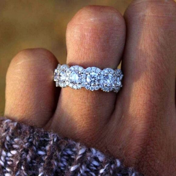 Round Zircon Engagement Ring Trendy White Crystal Stone Silvery Rings Size 8.5 - Picture 5 of 14